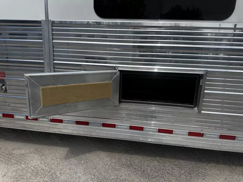 used Horse Trailers Bloomer  for sale, in Stephenville, TX Thumbnail 3