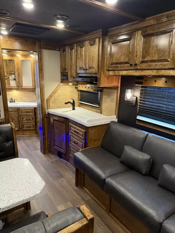 used Horse Trailers Hart Trailers  for sale, in Stephenville, TX Thumbnail 14