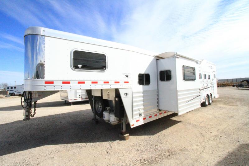 2017 Elite 4H 15'6 SW LQ Slide Out/Side Load 2017 Elite 4H 15'6 SW LQ Slide Out/Side Load