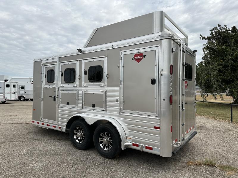 2022 Hart Trailers Tradition 3H Bumper Pull Horse Trailer Horse