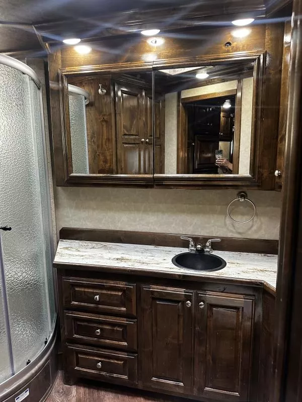used Horse Trailers Elite Trailers  for sale, in Stephenville, TX Thumbnail 25