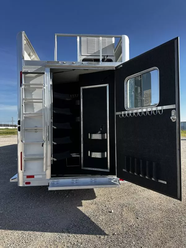 used Horse Trailers 4-Star Trailers  for sale, in Stephenville, TX Thumbnail 7