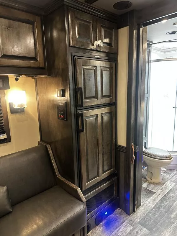 used Horse Trailers Bloomer  for sale, in Stephenville, TX Thumbnail 27