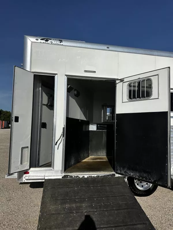 used Horse Trailers 4-Star Trailers  for sale, in Stephenville, TX Thumbnail 15