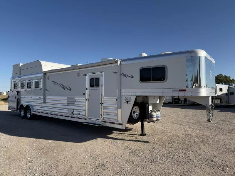used Horse Trailers Platinum Coach  for sale, in Stephenville, TX Thumbnail 10