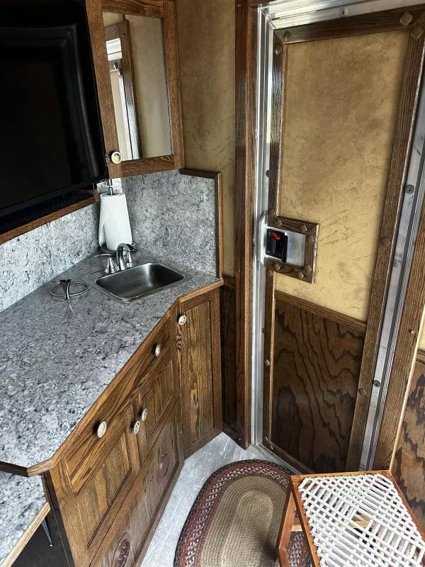 used Horse Trailers Hart Trailers  for sale, in Stephenville, TX Thumbnail 8