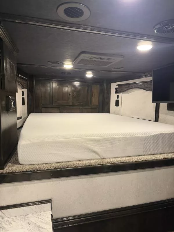 used Horse Trailers Hart Trailers  for sale, in Stephenville, TX Thumbnail 16