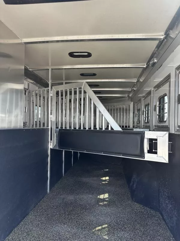 used Horse Trailers Hart Trailers  for sale, in Stephenville, TX Thumbnail 6