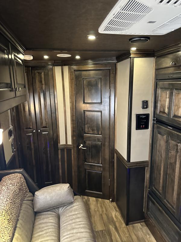 used Horse Trailers Hart Trailers  for sale, in Stephenville, TX Thumbnail 18