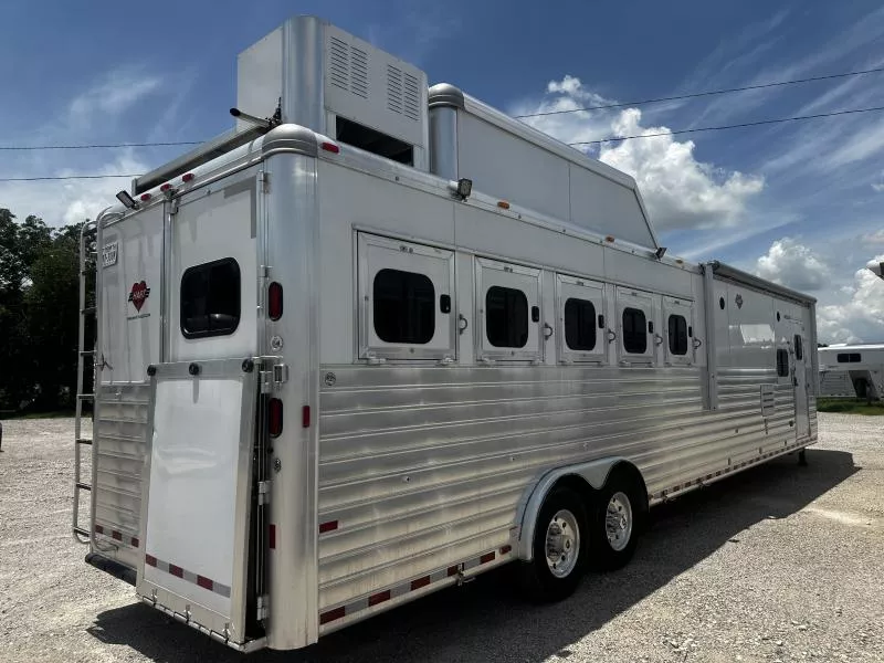 used Horse Trailers Hart Trailers  for sale, in Stephenville, TX Thumbnail 9
