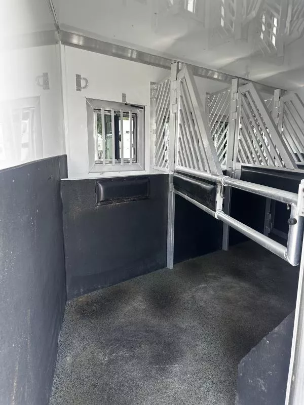 used Horse Trailers Bloomer  for sale, in Stephenville, TX Thumbnail 15