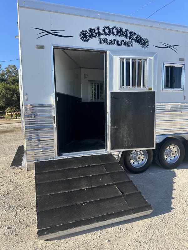 used Horse Trailers Bloomer  for sale, in Stephenville, TX Thumbnail 7