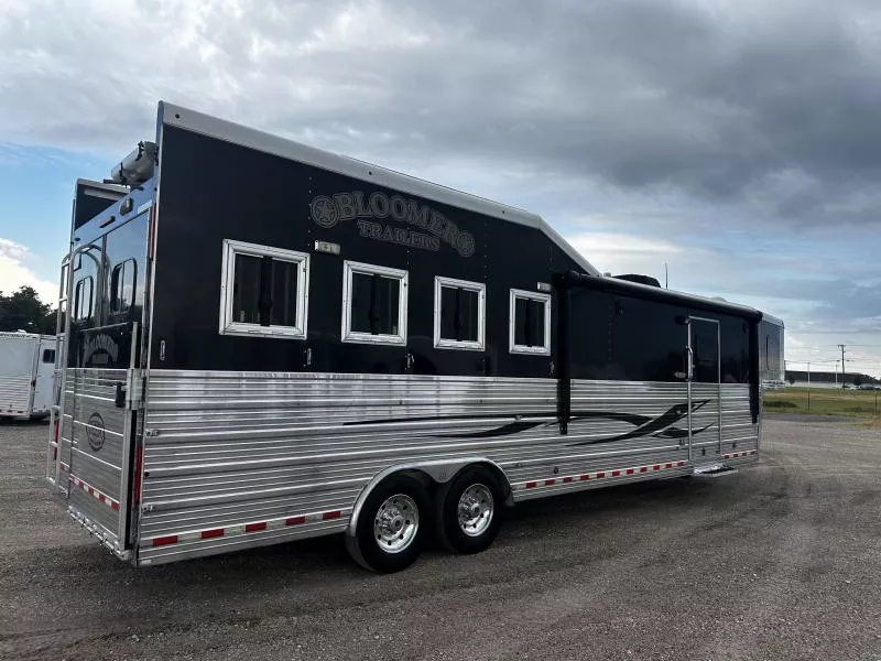 used Horse Trailers Bloomer  for sale, in Stephenville, TX Thumbnail 9