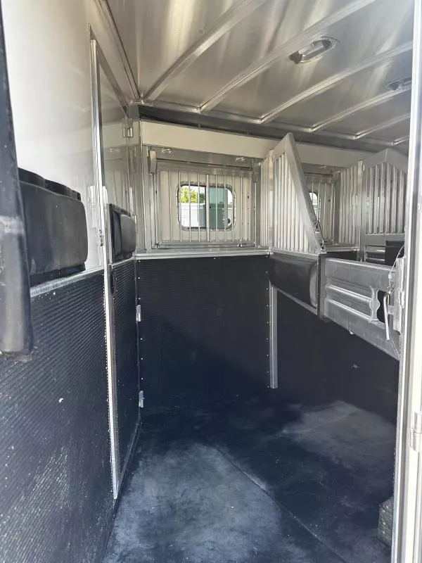 used Horse Trailers Elite Trailers  for sale, in Stephenville, TX Thumbnail 9