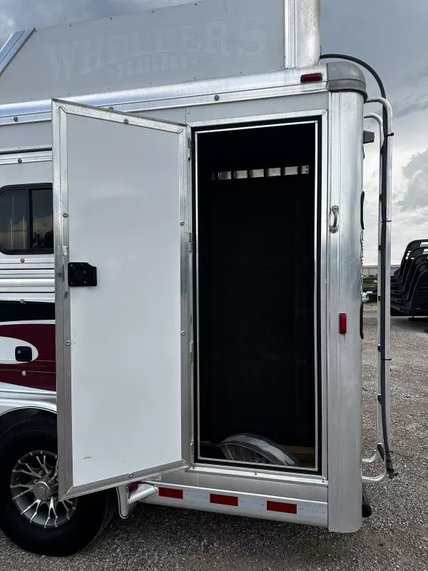 used Horse Trailers Hart Trailers  for sale, in Stephenville, TX Thumbnail 6