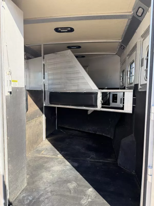 used Horse Trailers Hart Trailers  for sale, in Stephenville, TX Thumbnail 7