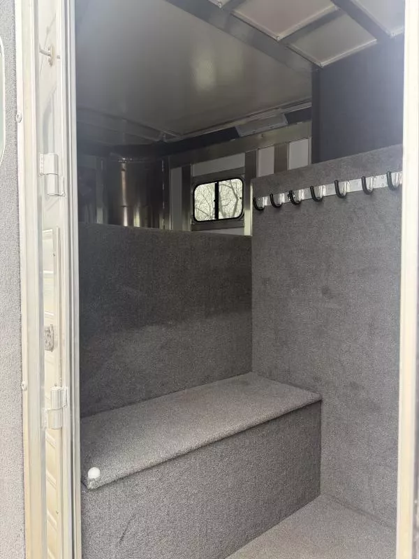 used Horse Trailers Hart Trailers  for sale, in Stephenville, TX Thumbnail 4