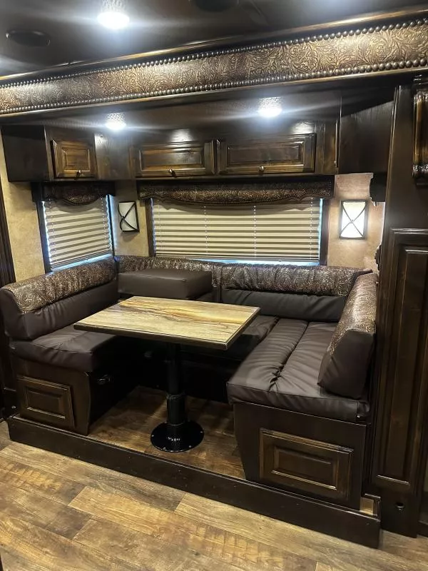 used Horse Trailers Platinum Coach  for sale, in Stephenville, TX Thumbnail 11