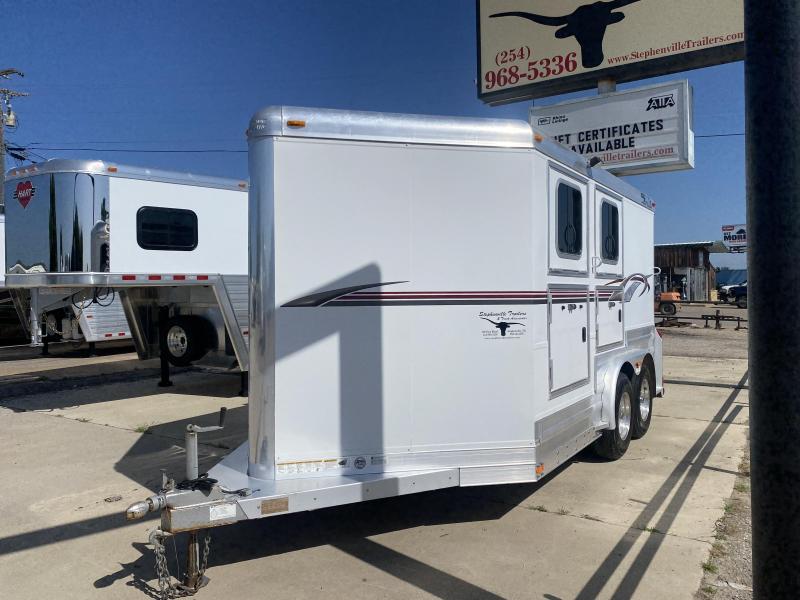 2009 4-Star Trailers 2009 4-Star 2H BP Horse Trailer 2009 4-Star Trailers 2009 4-Star 2H BP Horse Trailer
