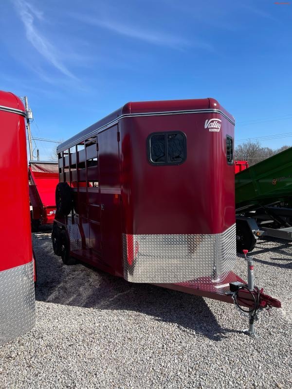 2022 16' VALLEY HORSE TRAILER 357579 2022 16' VALLEY HORSE TRAILER 357579