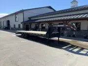 2021 Lamar Trailers 102x26' HD Gooseneck Deckover Trailer 14000# GVW GFS022627-FWR