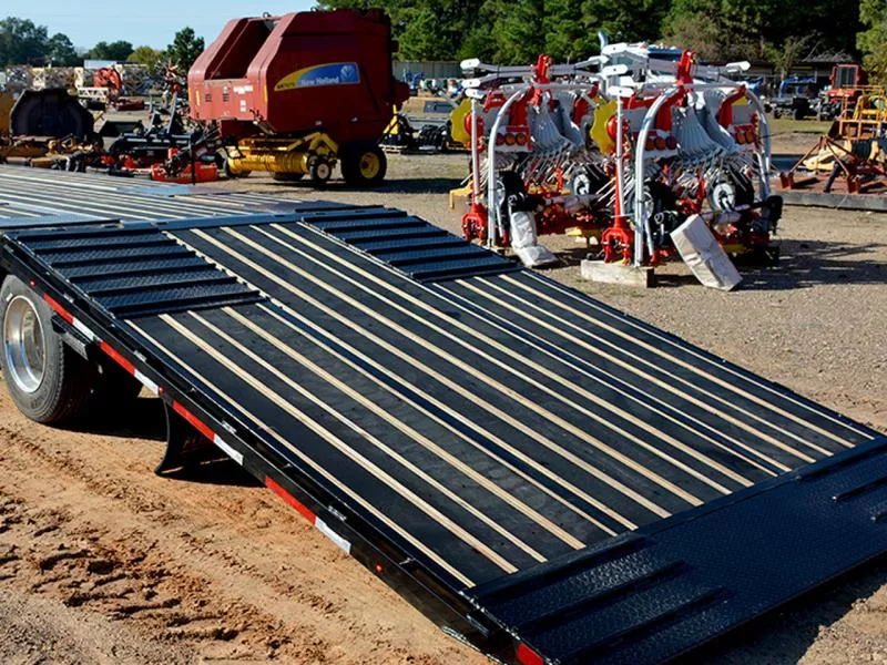 new Equipment / Flatbed Trailers Diamond C  for sale, in Madras, OR Thumbnail 2
