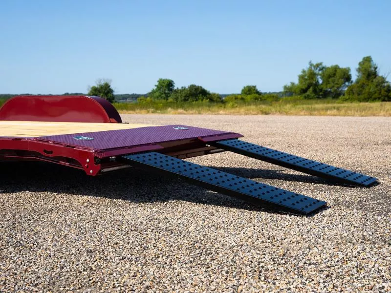 new Car Haulers / Racing Trailers Diamond C  for sale, in Moses Lake, WA Thumbnail 3
