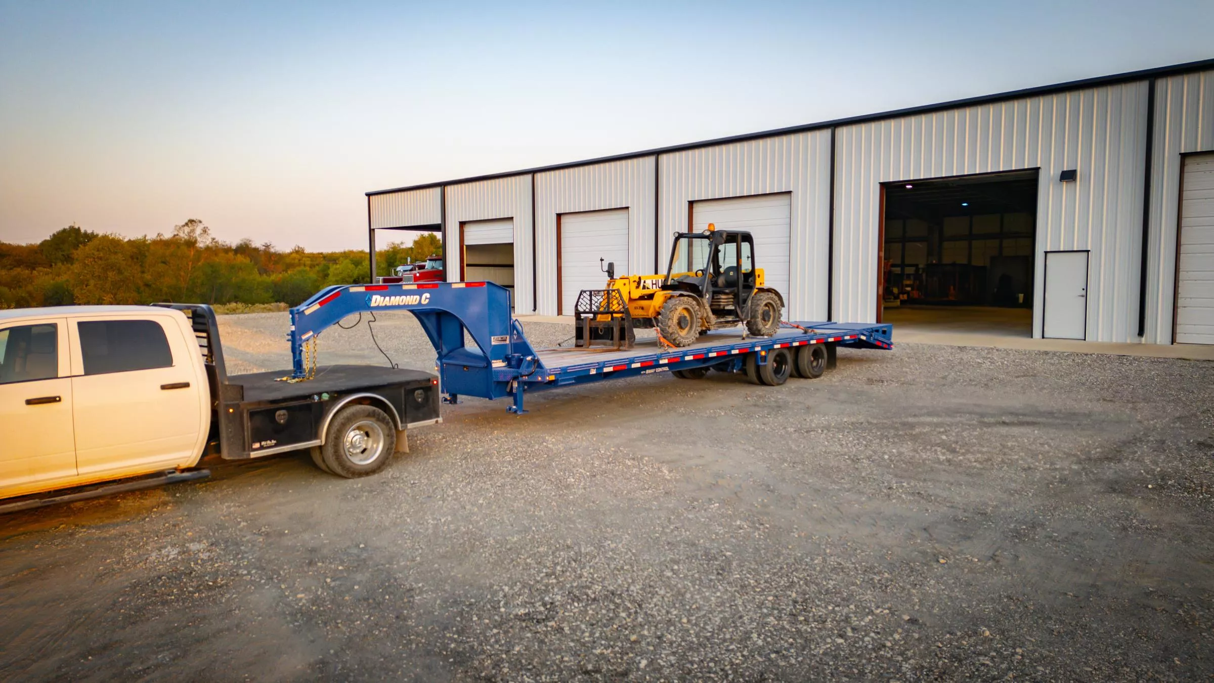 new Equipment / Flatbed Trailers Diamond C  for sale, in Chehalis, WA Thumbnail 3