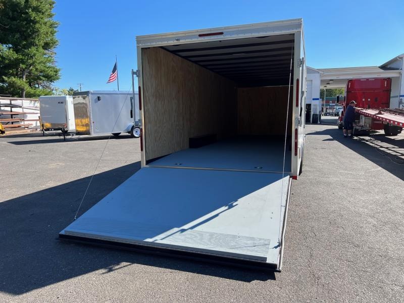 2022 Car Mate 8.5x24 10K Enclosed Landscape Trailer 2026556 2022 Car Mate 8.5x24 10K Enclosed Landscape Trailer 2026556