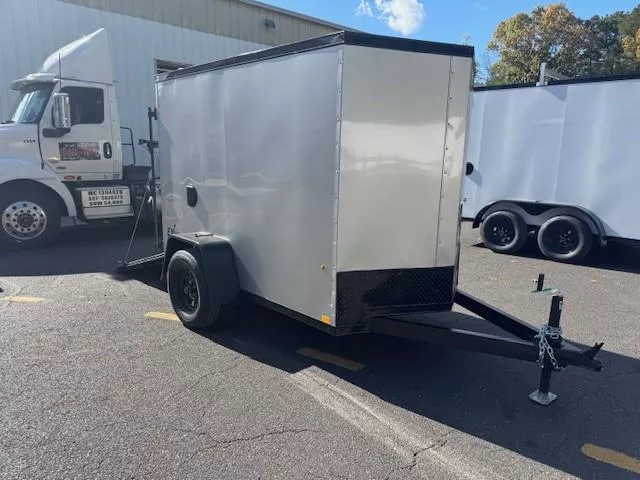 2026 Cargo Express Ll Cargo - 5X8 Enclosed Trailer W/Black Out Package2029280