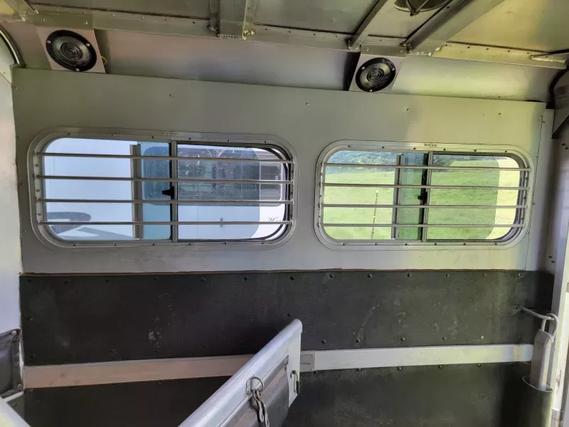 used Horse Trailers Four Star  for sale, in Minneapolis, MN Thumbnail 10