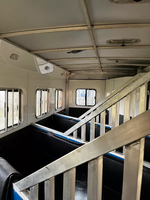 used Horse Trailers Bison Trailers  for sale, in Batesville, AR Thumbnail 2