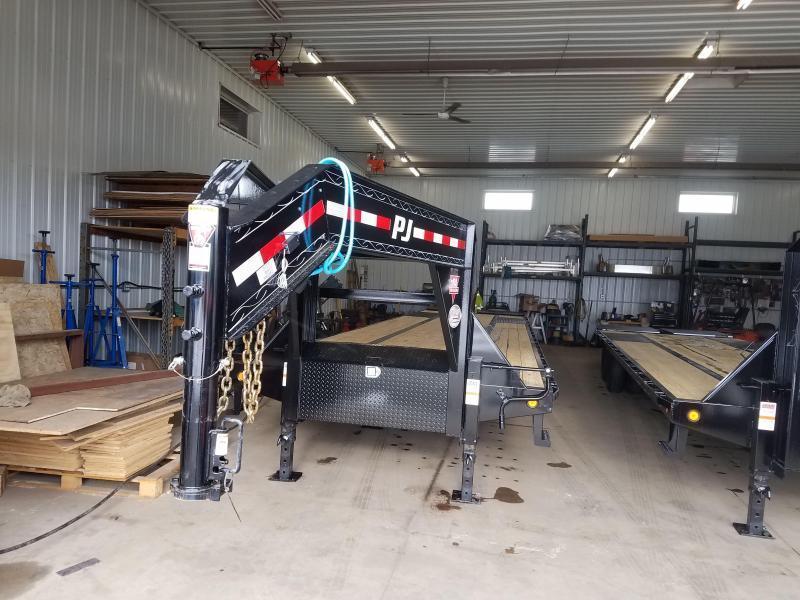 2022 PJ Trailers LD402 Equipment Trailer 2022 PJ Trailers LD402 Equipment Trailer