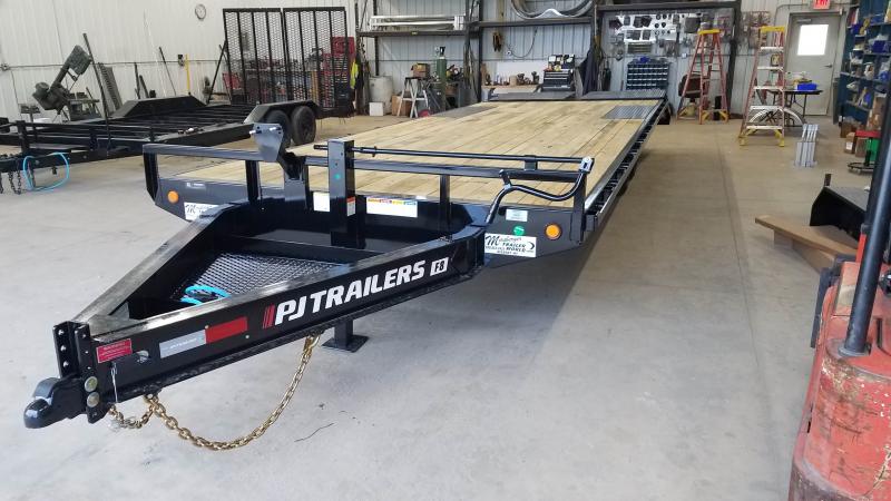 2023 Pj Trailers F8262 2023 Pj Trailers F8262