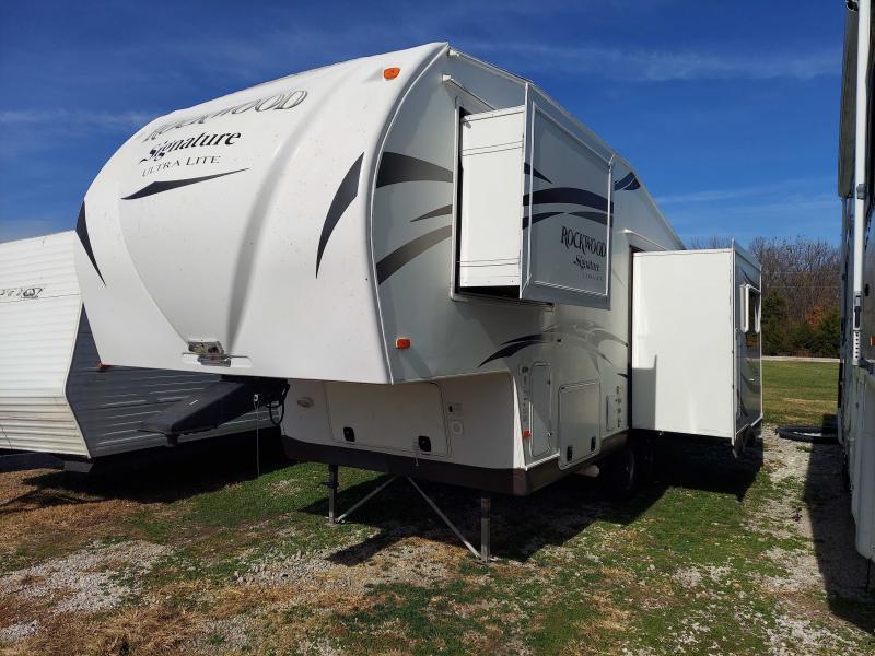 2014 Forest River 8244 WS Fifth Wheel 2014 Forest River 8244 WS Fifth Wheel