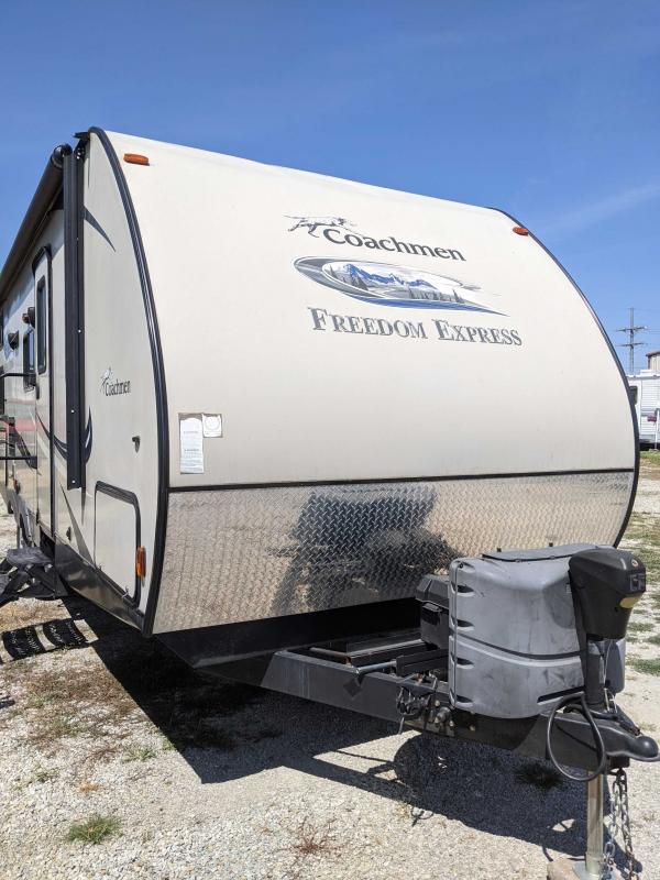 2016 Coachmen Freedom Express 257BHS 2016 Coachmen Freedom Express 257BHS