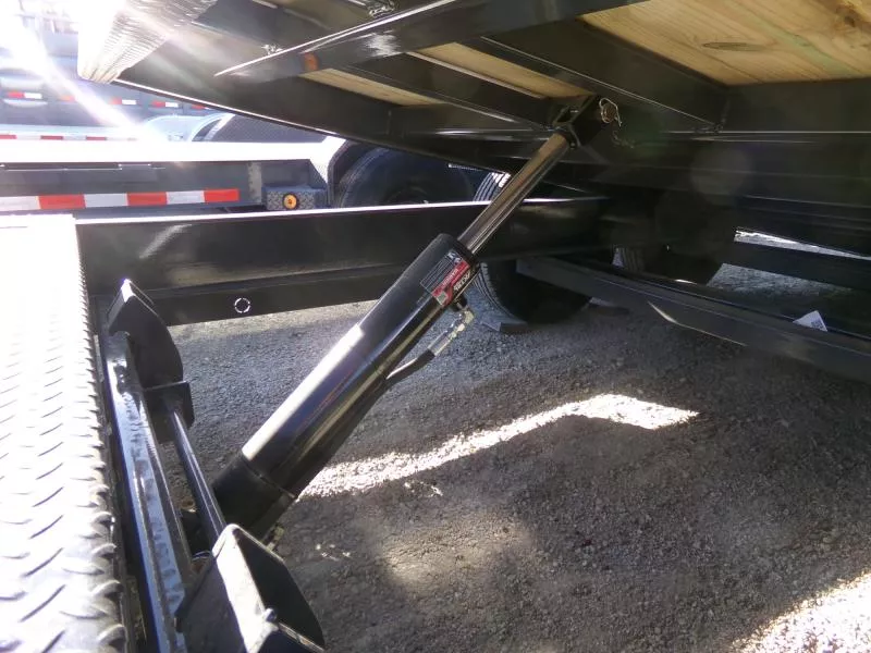 new Car Haulers / Racing Trailers Iron Bull  for sale, in Nashua, IA Thumbnail 15