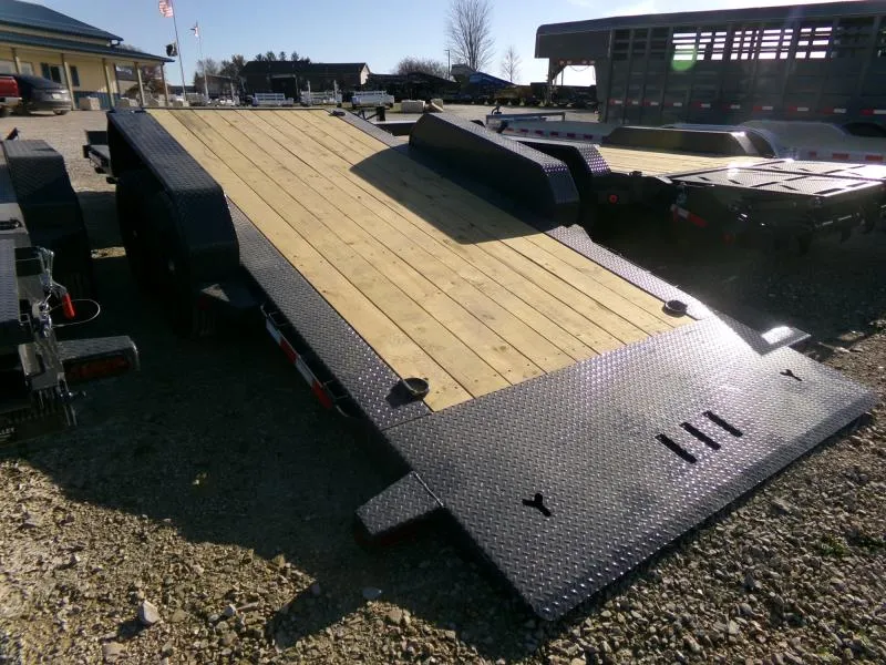 new Car Haulers / Racing Trailers Iron Bull  for sale, in Nashua, IA Thumbnail 16