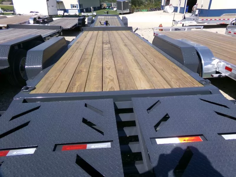 new Car Haulers / Racing Trailers Iron Bull  for sale, in Nashua, IA Thumbnail 6
