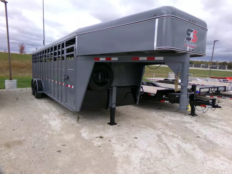 new Stock / Stock Combo Trailers S&S Manufacturing  for sale, in Nashua, IA Thumbnail 15