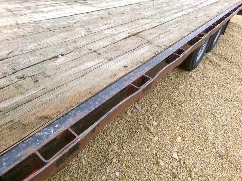 used Equipment / Flatbed Trailers Trailer Max  for sale, in Nashua, IA Thumbnail 8