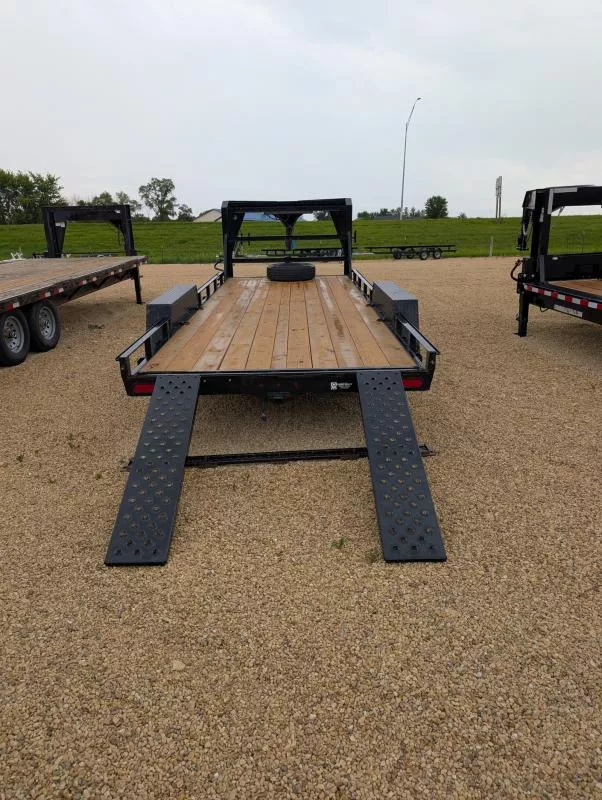 used Tilt Trailers Blacktrail Trailers  for sale, in Nashua, IA Thumbnail 22