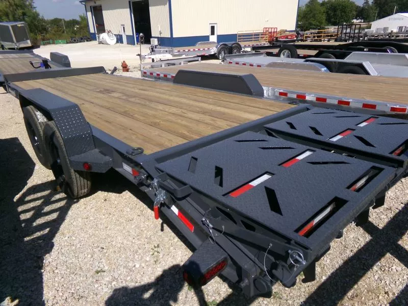 new Car Haulers / Racing Trailers Iron Bull  for sale, in Nashua, IA Thumbnail 5