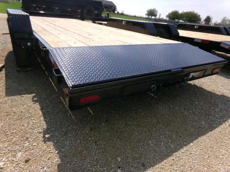 new Car Haulers / Racing Trailers H and H Trailer  for sale, in Nashua, IA Thumbnail 4