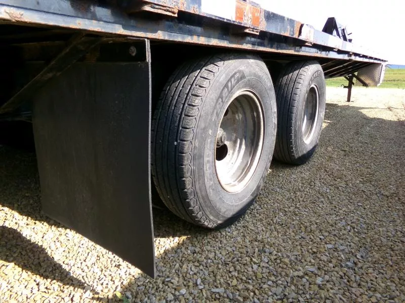used Equipment / Flatbed Trailers Kiefer Manufacturing  for sale, in Nashua, IA Thumbnail 10