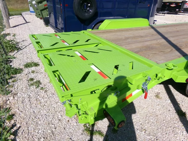 new Car Haulers / Racing Trailers Iron Bull  for sale, in Nashua, IA Thumbnail 7