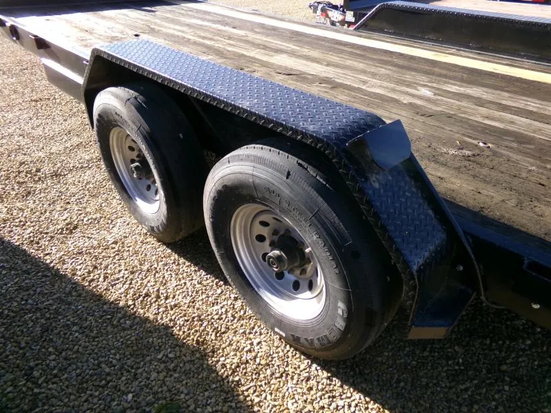 used Equipment / Flatbed Trailers Road Warrior  for sale, in Nashua, IA Thumbnail 6