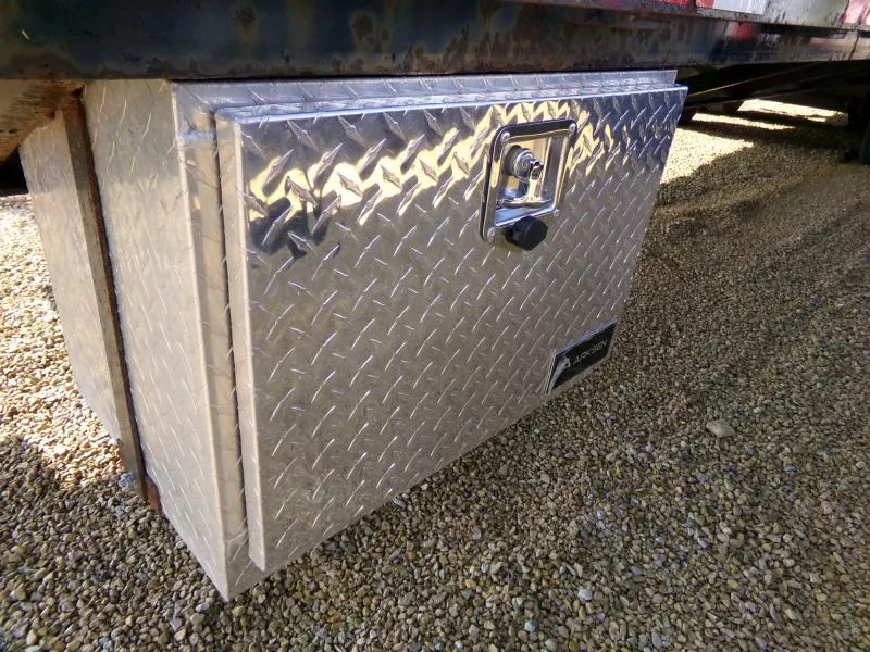 used Equipment / Flatbed Trailers Kiefer Manufacturing  for sale, in Nashua, IA Thumbnail 4