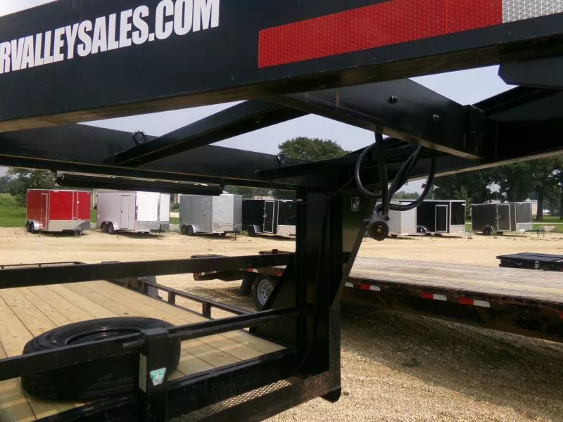 used Tilt Trailers Blacktrail Trailers  for sale, in Nashua, IA Thumbnail 11