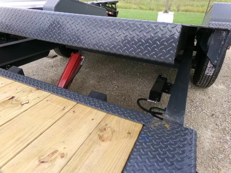 new Equipment / Flatbed Trailers Iron Bull  for sale, in Nashua, IA Thumbnail 16